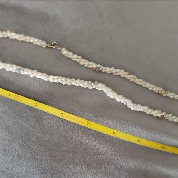 Freshwater Pearl Necklace Gold Tone & Green Beads - Picture 7 of 8